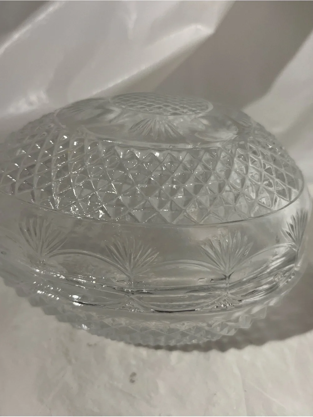 Avon 1977 Mothers Day Fostoria Lead Crystal Egg Shaped Trinket Dish